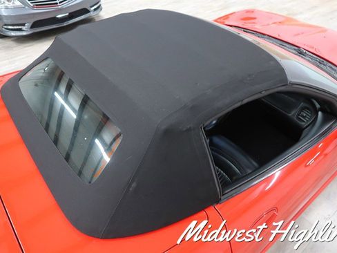 Used 2000 Chevrolet Corvette Convertible w/ Memory Pkg image 35