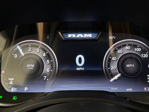 New 2026 RAM 1500 4x4 Crew Cab image 16