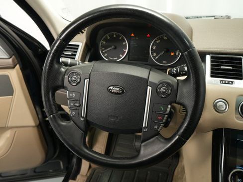 Used 2013 Land Rover Range Rover Sport HSE AWD/4WD image 39
