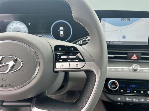 Certified 2023 Hyundai Elantra SEL w/ Convenience Package image 33