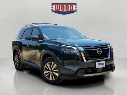 Used 2025 Nissan Pathfinder SL