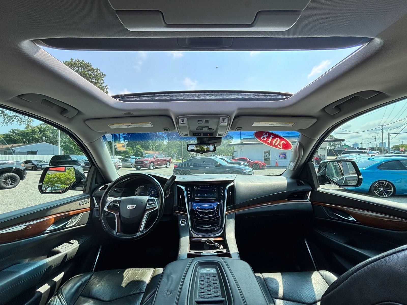 Used 2018 Cadillac Escalade ESV Premium Luxury AWD/4WD image 20