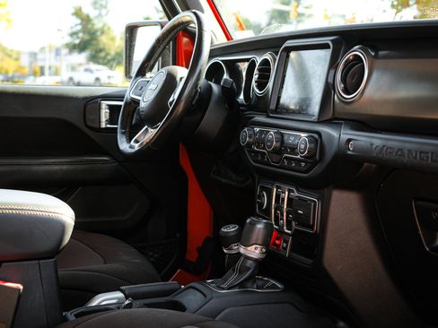 Used 2019 Jeep Wrangler Unlimited Rubicon image 33