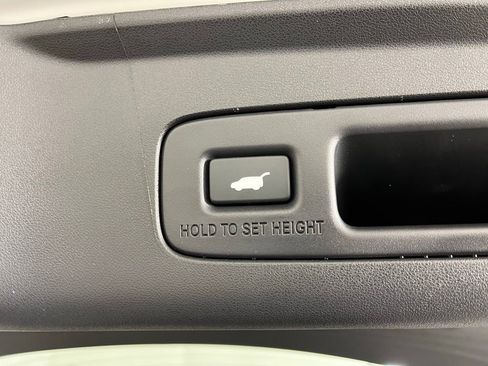 Used 2025 Acura ADX A-Spec image 11