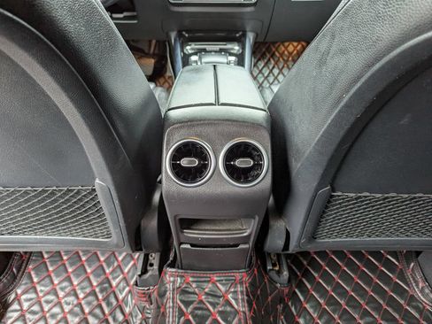 Used 2021 Mercedes-Benz GLA 250 4MATIC image 39