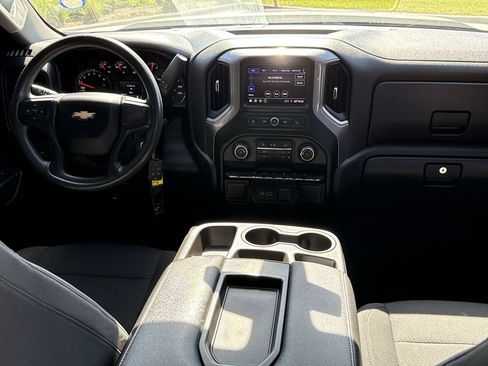 Used 2021 Chevrolet Silverado 1500 Custom image 19
