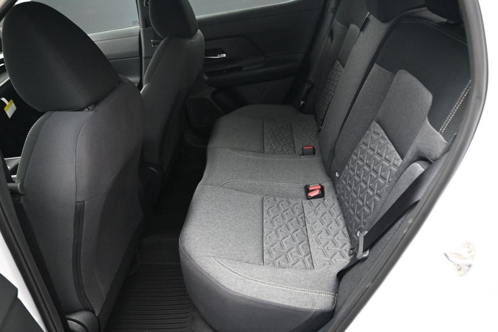 Certified 2026 Nissan Kicks SV w/ Cold Weather Package AWD/4WD image 17