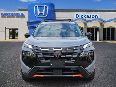 Used 2025 Nissan Rogue SV w/ Rock Creek Premium Package AWD/4WD image 2