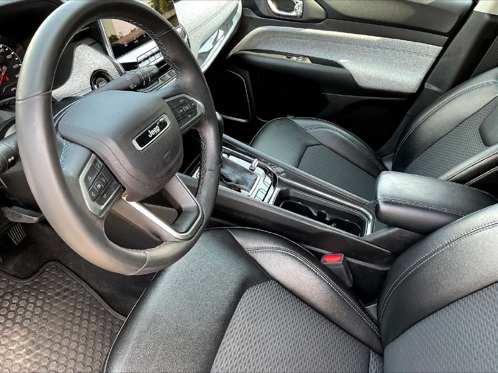Used 2022 Jeep Compass Latitude w/ Convenience Group AWD/4WD image 20