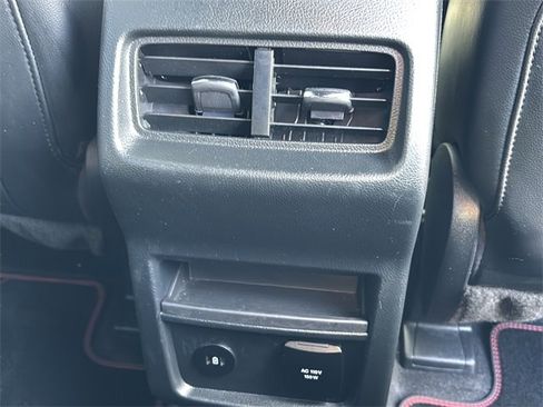 Used 2024 Ford Edge ST-Line image 40