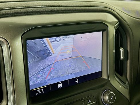 Used 2019 Chevrolet Silverado 1500 LTZ w/ LTZ Plus Package AWD/4WD image 13