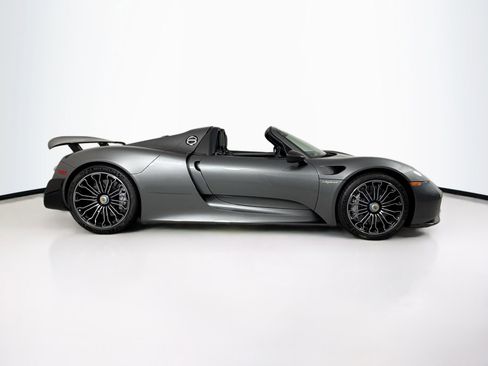 Used 2015 Porsche 918 Spyder AWD/4WD image 8