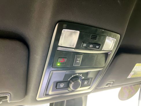 Used 2022 Toyota Tacoma TRD Off-Road image 22