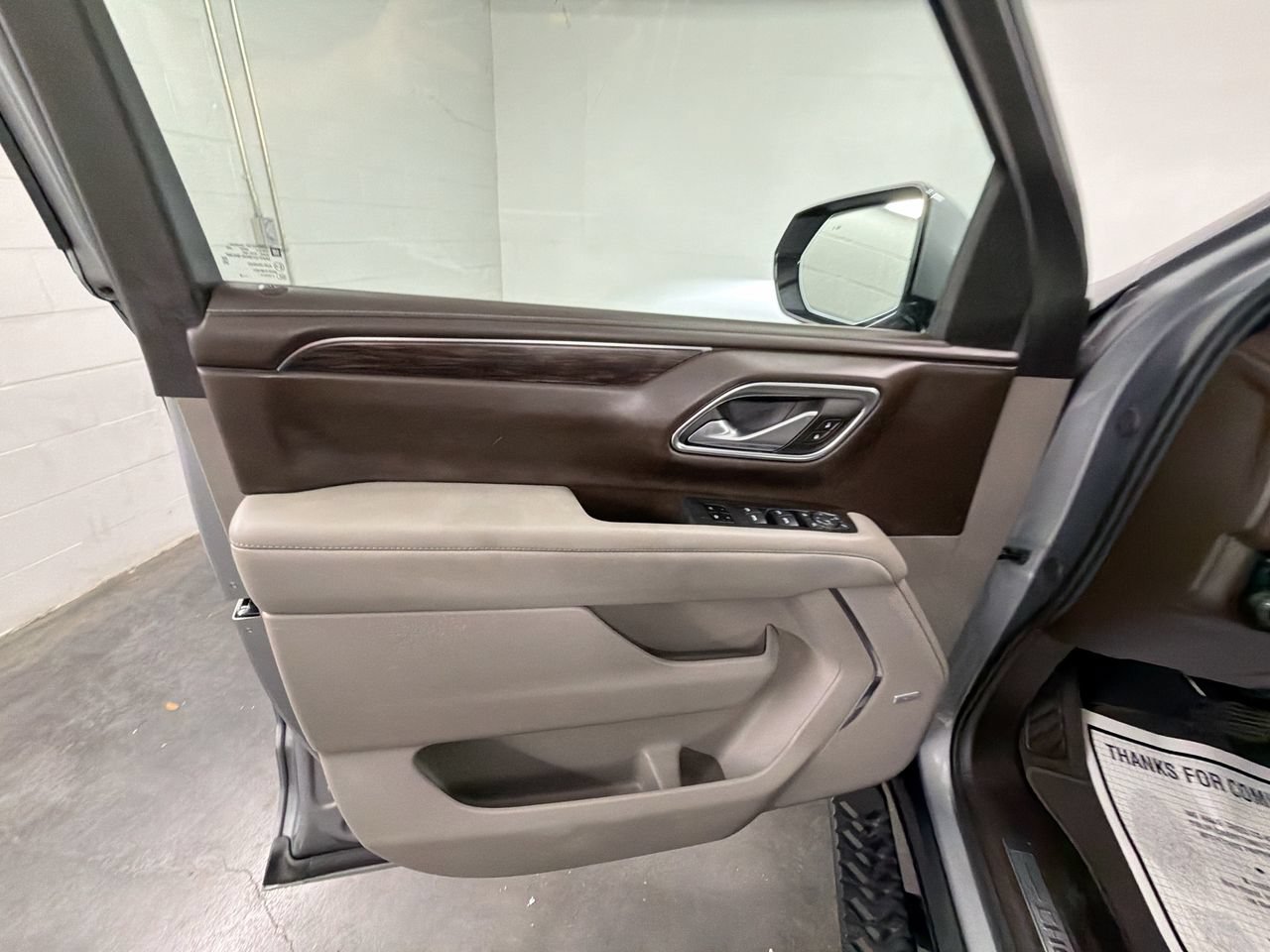 Used 2024 Chevrolet Tahoe Z71 w/ Luxury Package AWD/4WD image 22