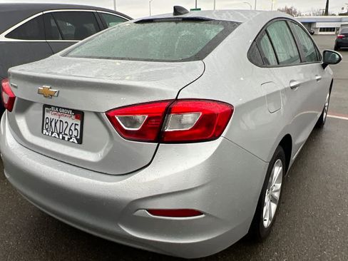 Used 2019 Chevrolet Cruze LS w/ LS Convenience Package image 2