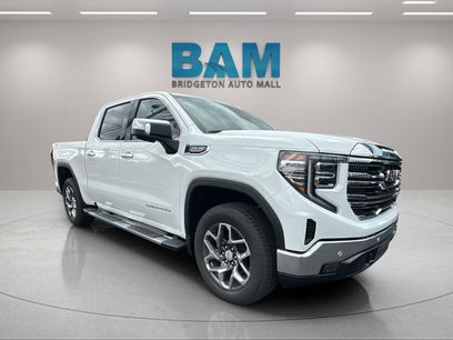 New 2026 GMC Sierra 1500 SLT w/ SLT Premium Package