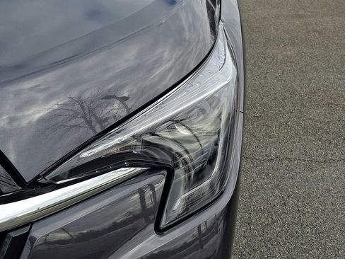 Used 2023 Subaru Ascent Premium w/ Convenience Package image 10