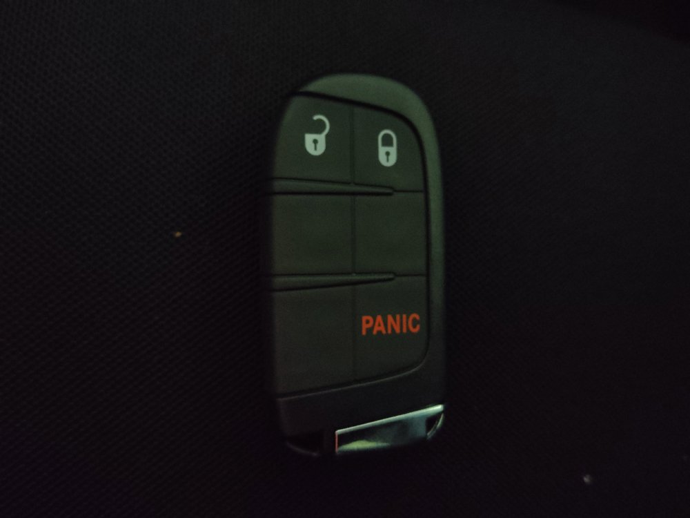 Used 2021 Jeep Renegade Latitude AWD/4WD image 32