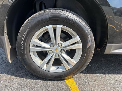 Used 2017 Chevrolet Equinox LS image 9