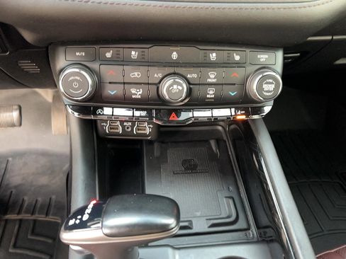 Used 2021 Dodge Durango Citadel image 22