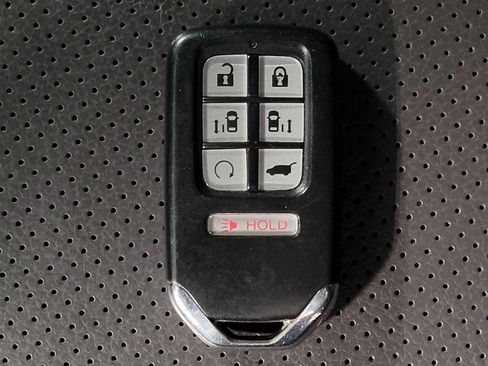 Used 2018 Honda Odyssey Elite image 32