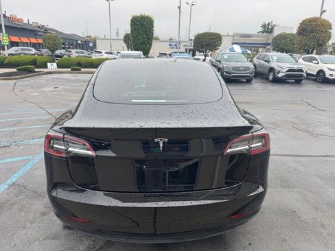 Used 2021 Tesla Model 3 Standard Range Plus RWD image 3
