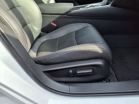 Used 2020 Honda Accord EX-L image 23