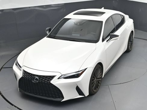 Used 2025 Lexus IS 300 w/ Premium Package RWD image 30
