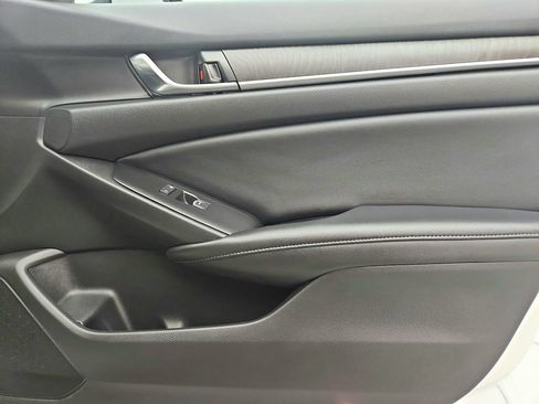 Used 2021 Honda Accord EX-L image 25