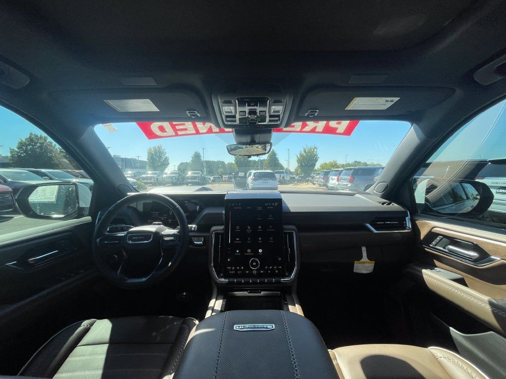 Used 2026 GMC Yukon XL Denali Ultimate AWD/4WD image 26