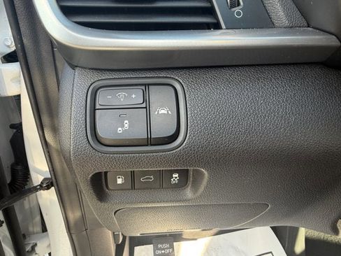 Used 2020 Kia Optima LX image 19
