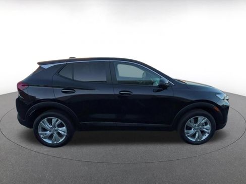 Used 2025 Buick Encore GX Preferred AWD/4WD image 16