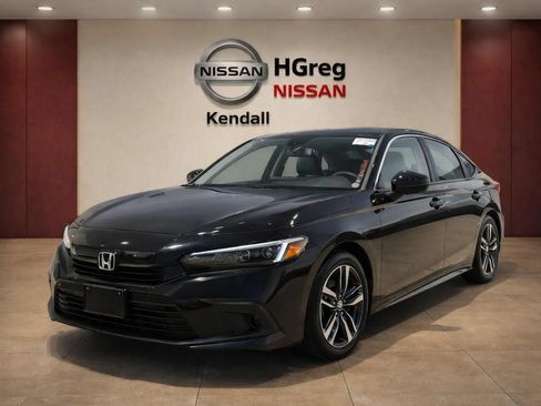 Used 2022 Honda Civic EX-L image 3