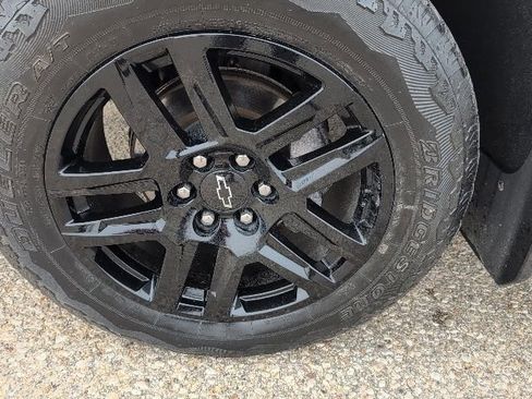 Used 2022 Chevrolet Silverado 1500 RST image 24