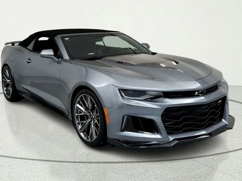 Used 2022 Chevrolet Camaro ZL1 RWD image 7