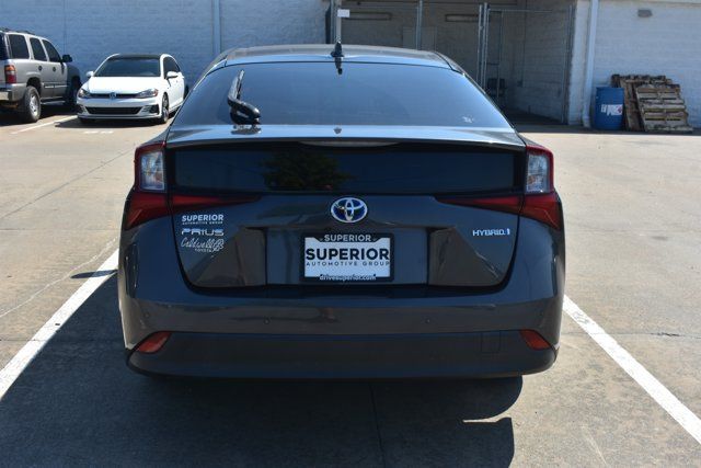 Used 2021 Toyota Prius LE FWD image 6