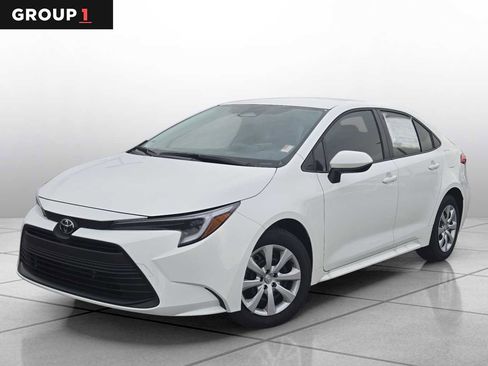New 2026 Toyota Corolla LE image 1