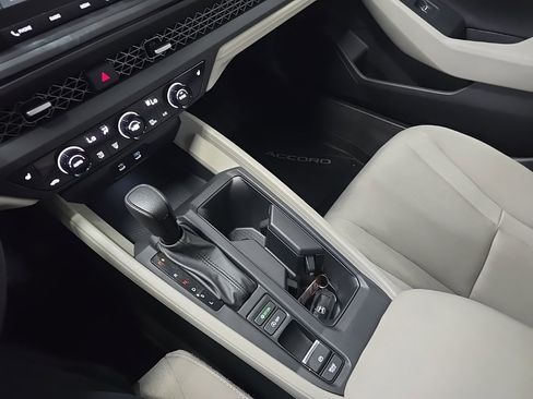 Used 2023 Honda Accord EX image 27