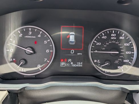 Used 2024 Subaru Crosstrek 2.5i Limited AWD/4WD image 19