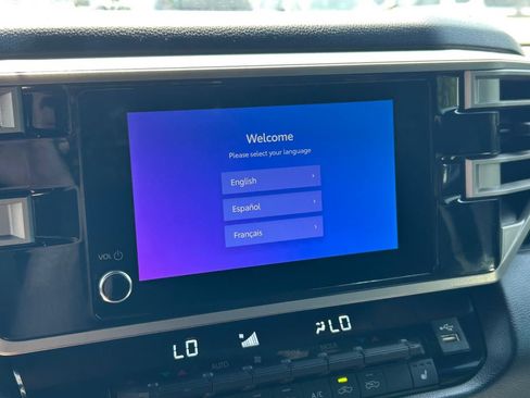 Used 2025 Toyota Tundra SR5 w/ SR5 Premium Package RWD image 31