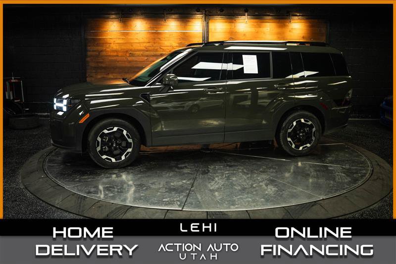 Used 2025 Hyundai Santa Fe SEL FWD image 1