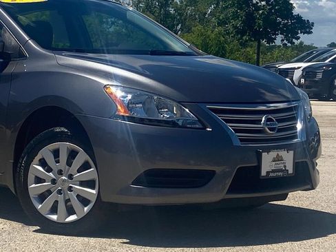 Used 2015 Nissan Sentra SV w/ Cold Weather Package FWD image 2