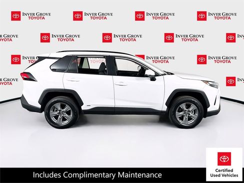 Certified 2025 Toyota RAV4 XLE w/ Convenience Package AWD/4WD image 4