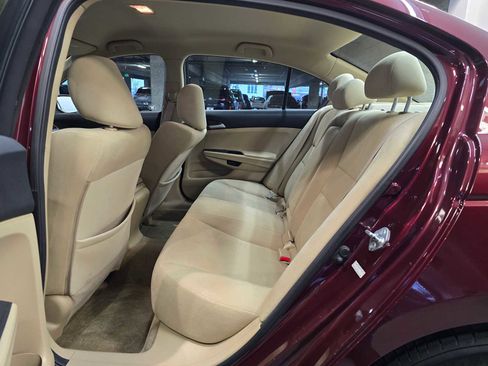 Used 2011 Honda Accord LX-P image 25