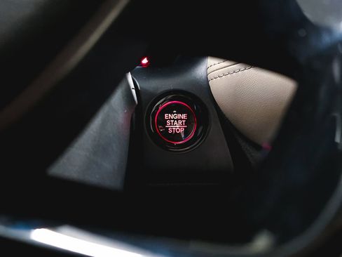 Certified 2024 Honda HR-V LX image 25