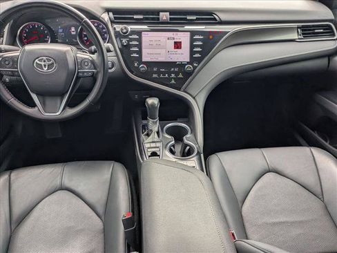 Used 2019 Toyota Camry XSE FWD image 18