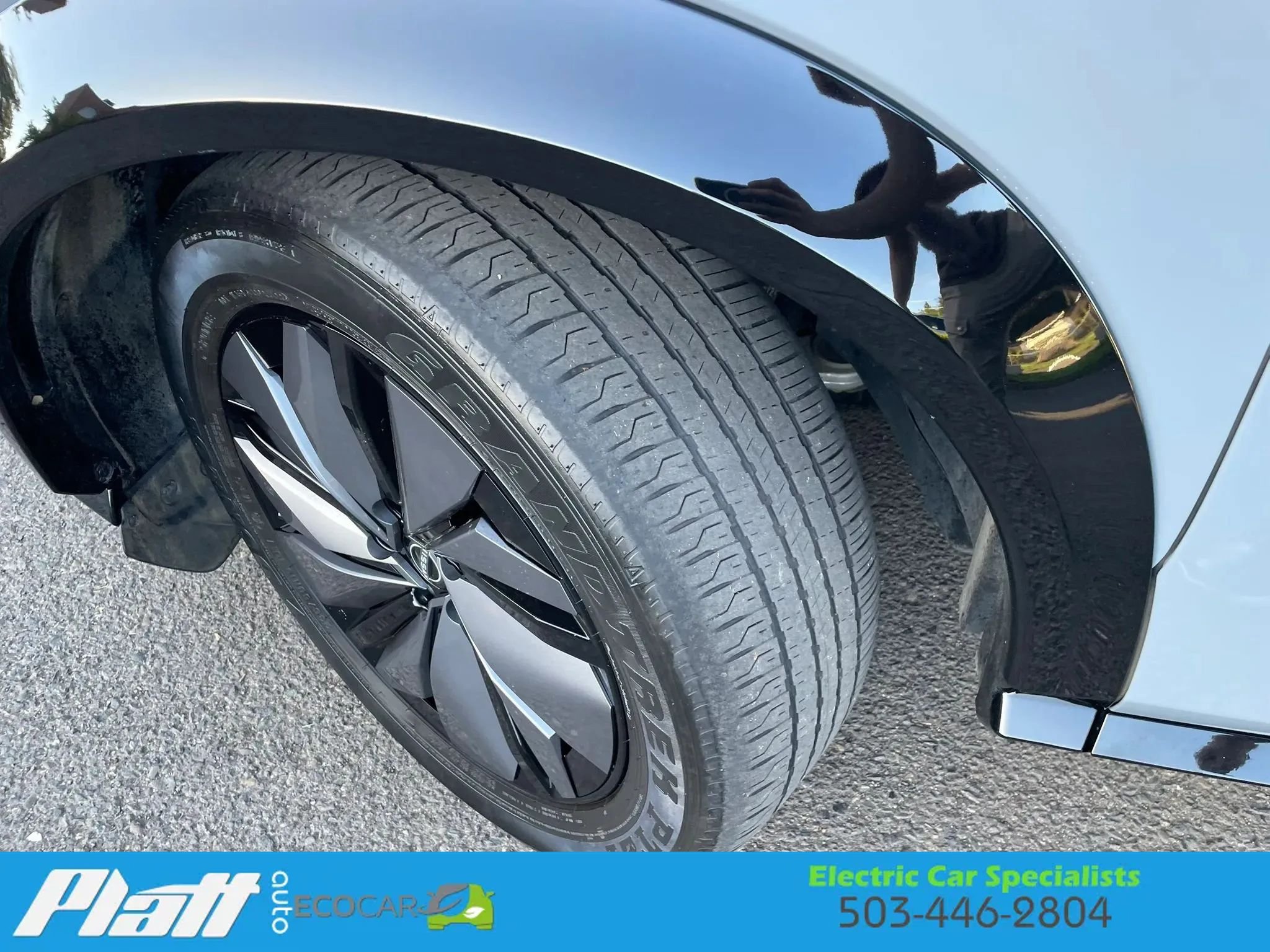 Used 2024 Nissan Ariya AWD image 17