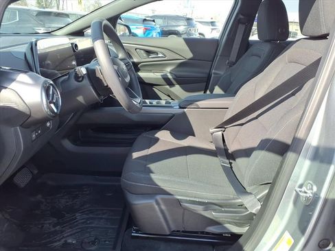 New 2026 Chevrolet Equinox EV LT image 9