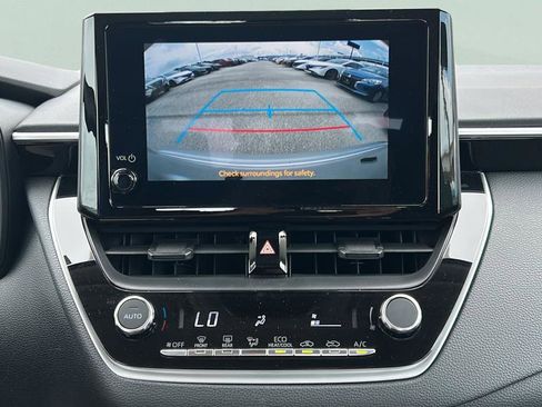Used 2023 Toyota Corolla LE FWD image 19