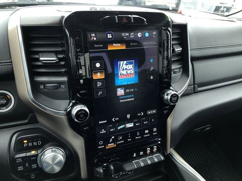 Used 2022 RAM 1500 Laramie image 19